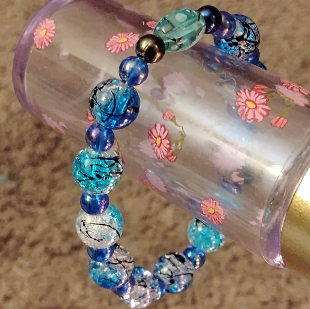 Elegant Forest Blue Beaded Bracelet